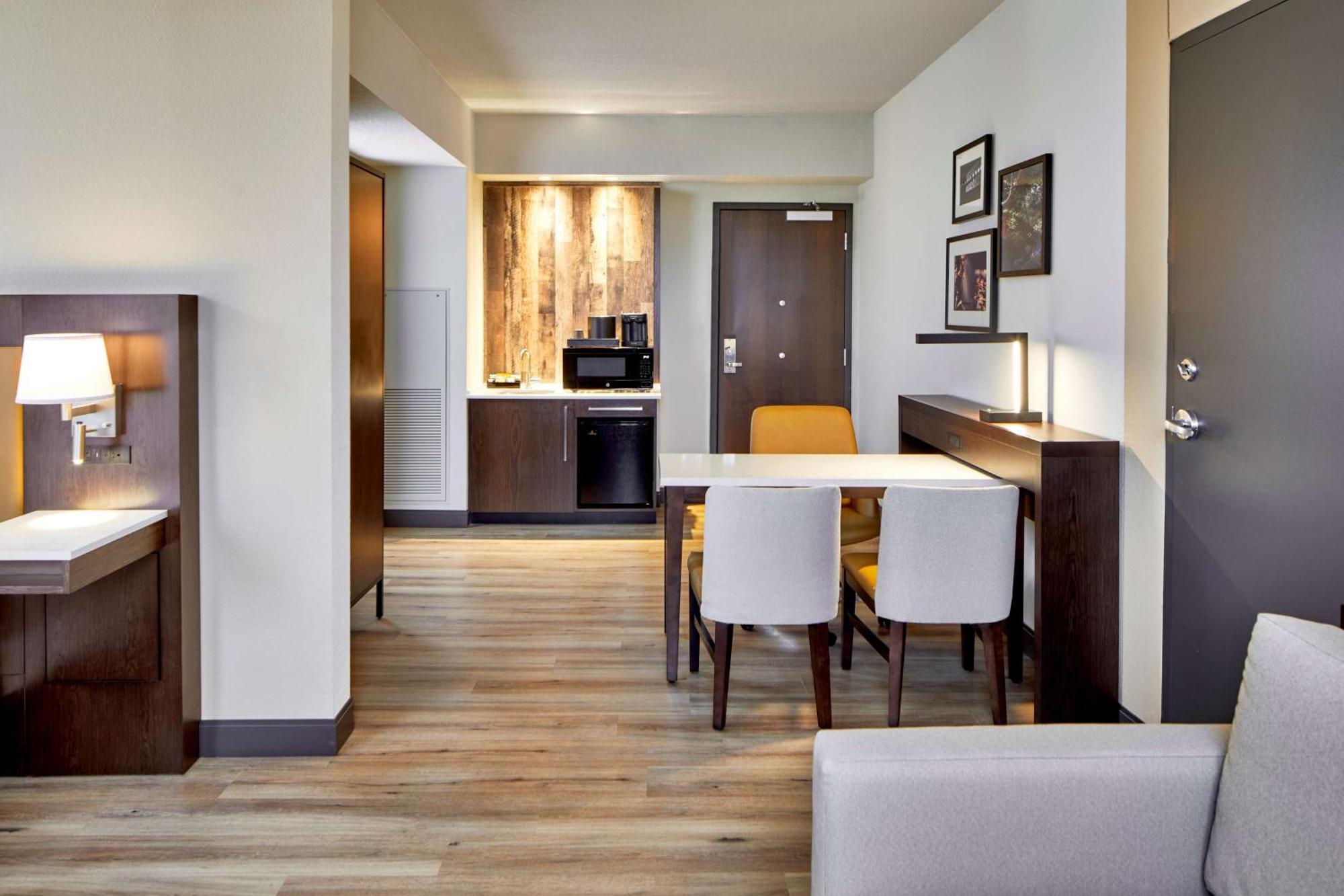 Embassy Suites By Hilton Nashville Downtown Exteriör bild