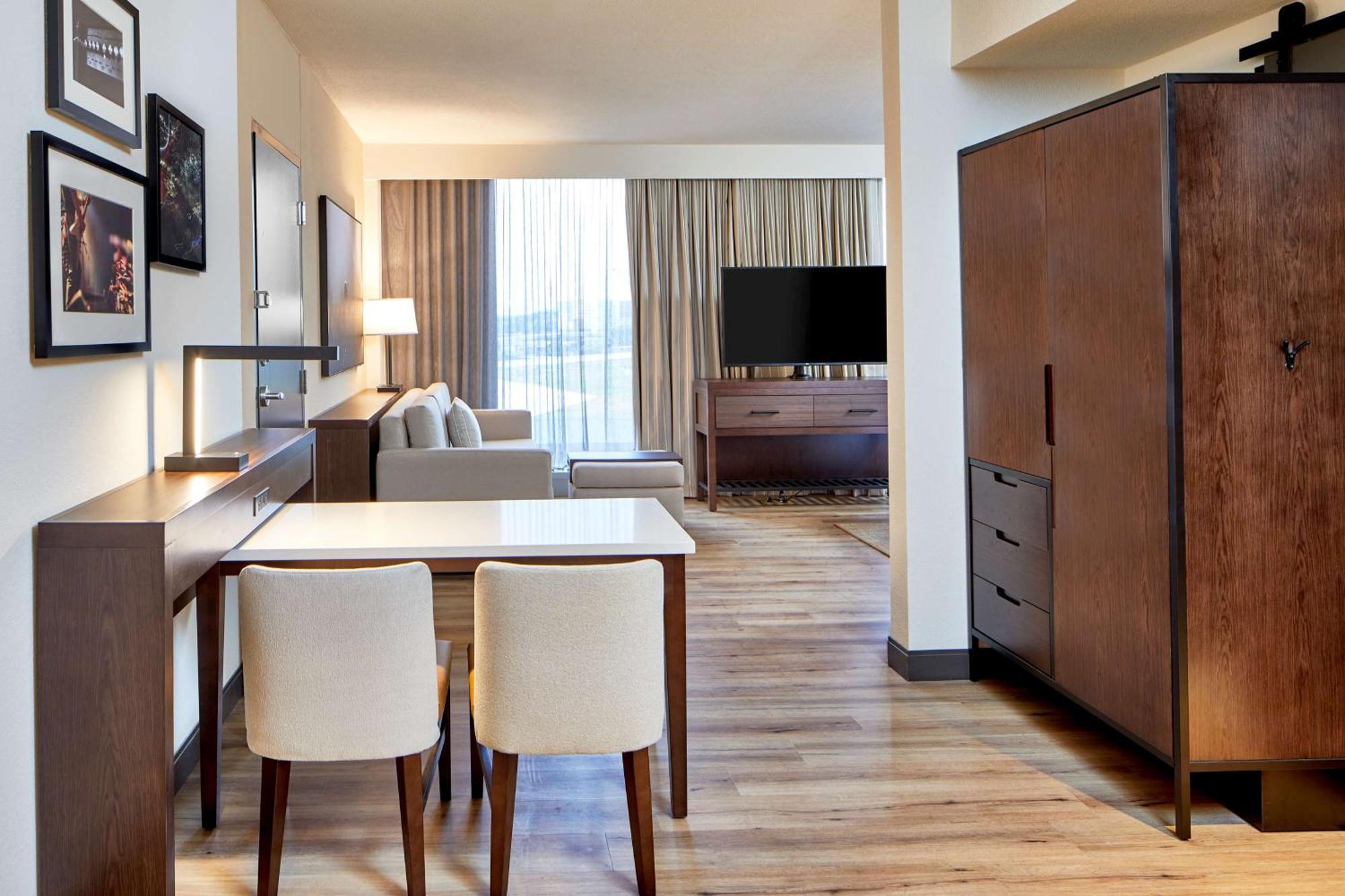 Embassy Suites By Hilton Nashville Downtown Exteriör bild