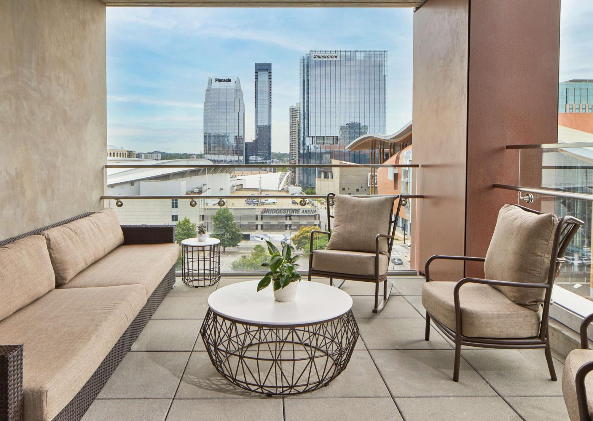 Embassy Suites By Hilton Nashville Downtown Exteriör bild